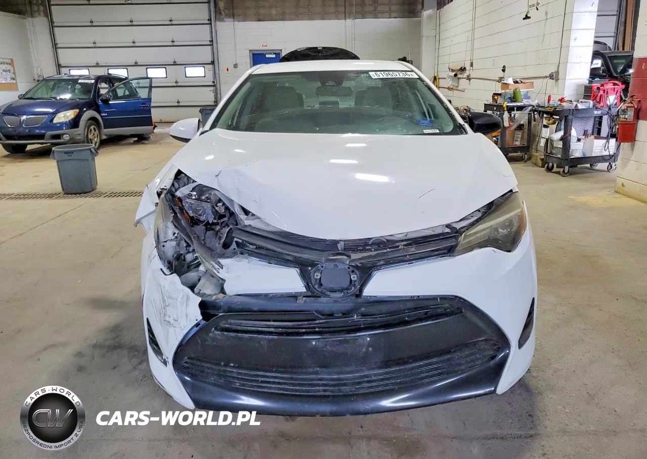 2017 Toyota Corolla Le VIN:2T1BURHE9HC847554 - 5