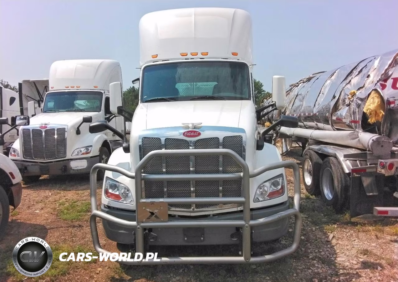 2017 Peterbilt 579 Semi Truck VIN:1XPBA48X0HD428765 - 5