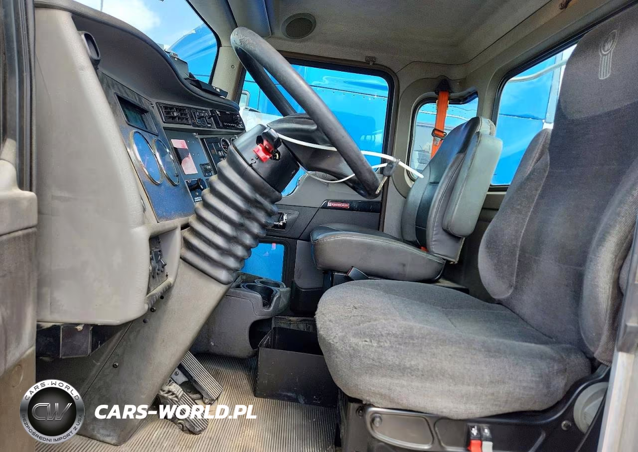 2015 Kenworth T370 Semi Truck VIN:2XKHAJ7X3FM462674 - 7