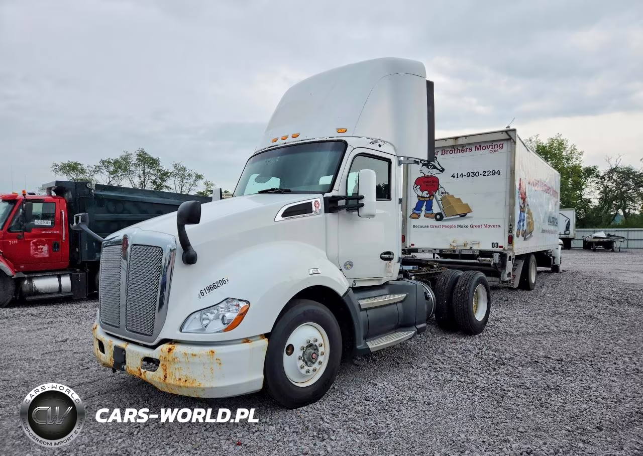2016 Kenworth T680 Semi Truck