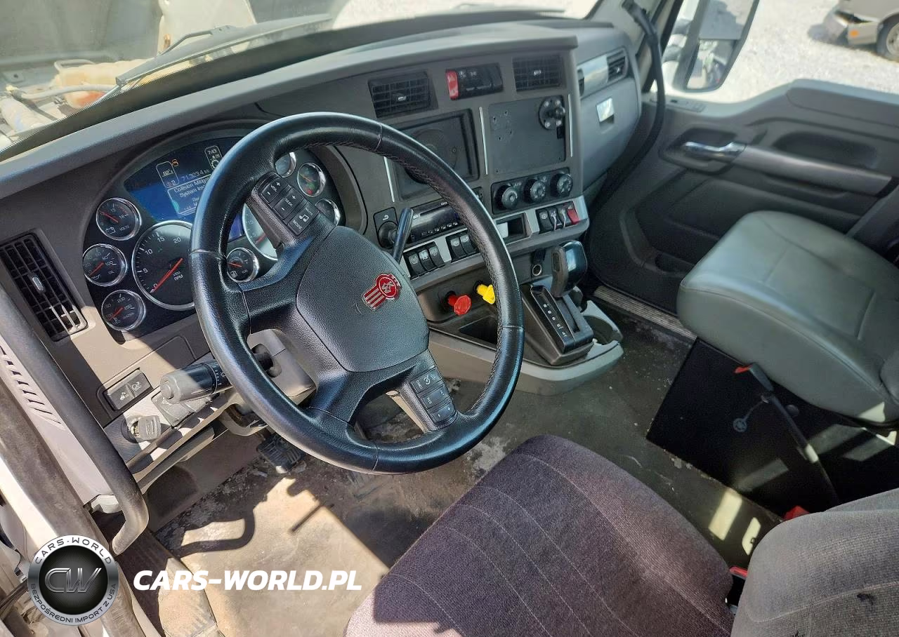 2016 Kenworth T680 Semi Truck VIN:1XKYA48X9GJ496336 - 8