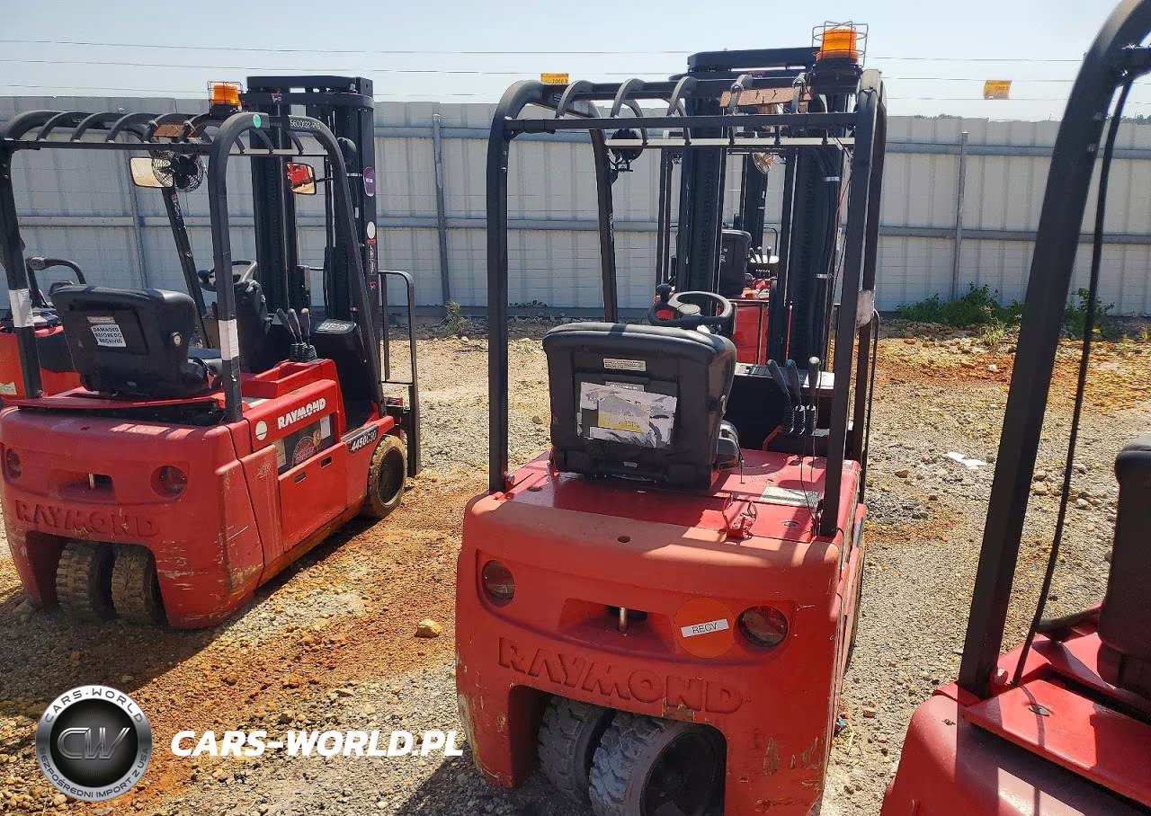 2016 Raymond 445-C30Tt Forklift VIN:00000004451613494 - 4