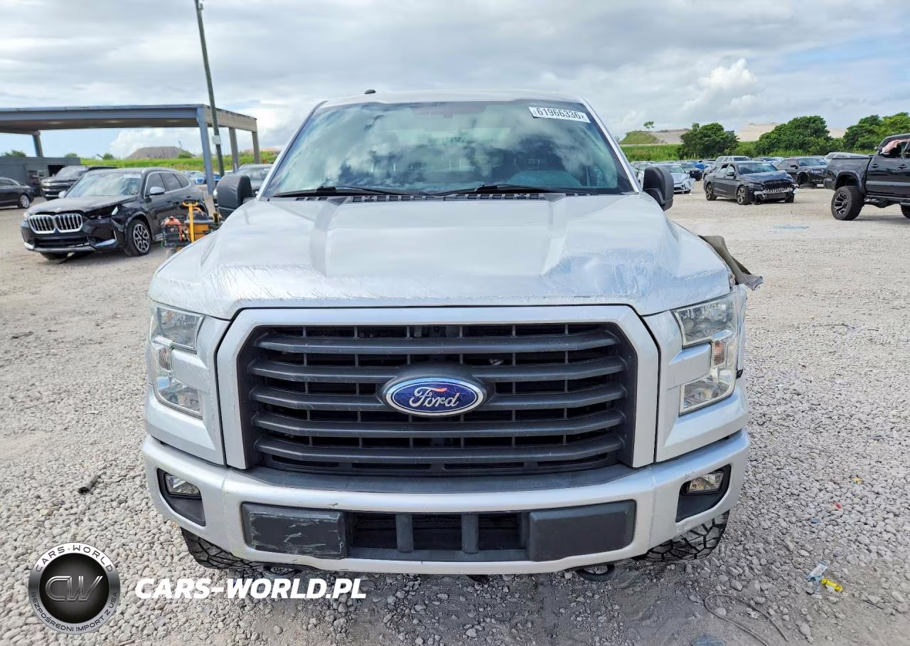 2017 Ford F150 Super Cab VIN:1FTEX1CP6HFA64472 - 5