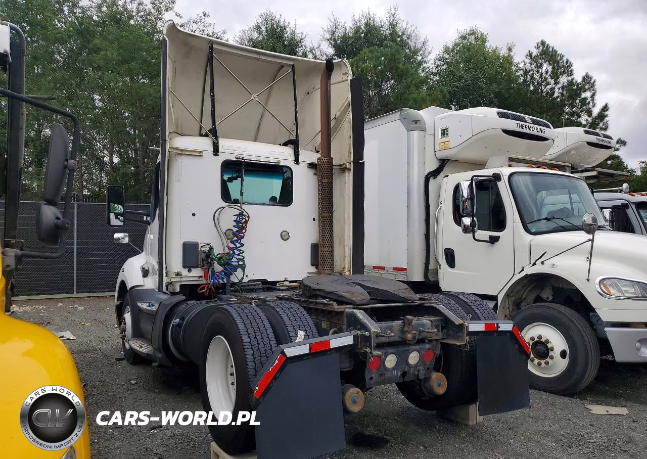 2016 Kenworth T680 Semi Truck VIN:1XKYA48X2GJ496369 - 2