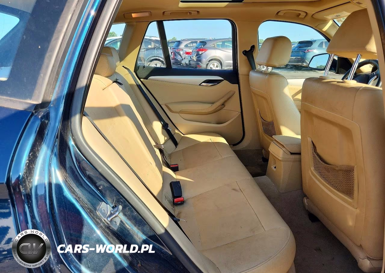 2014 BMW X1 xDrive28I VIN:WBAVL1C58EVY17170 - 11
