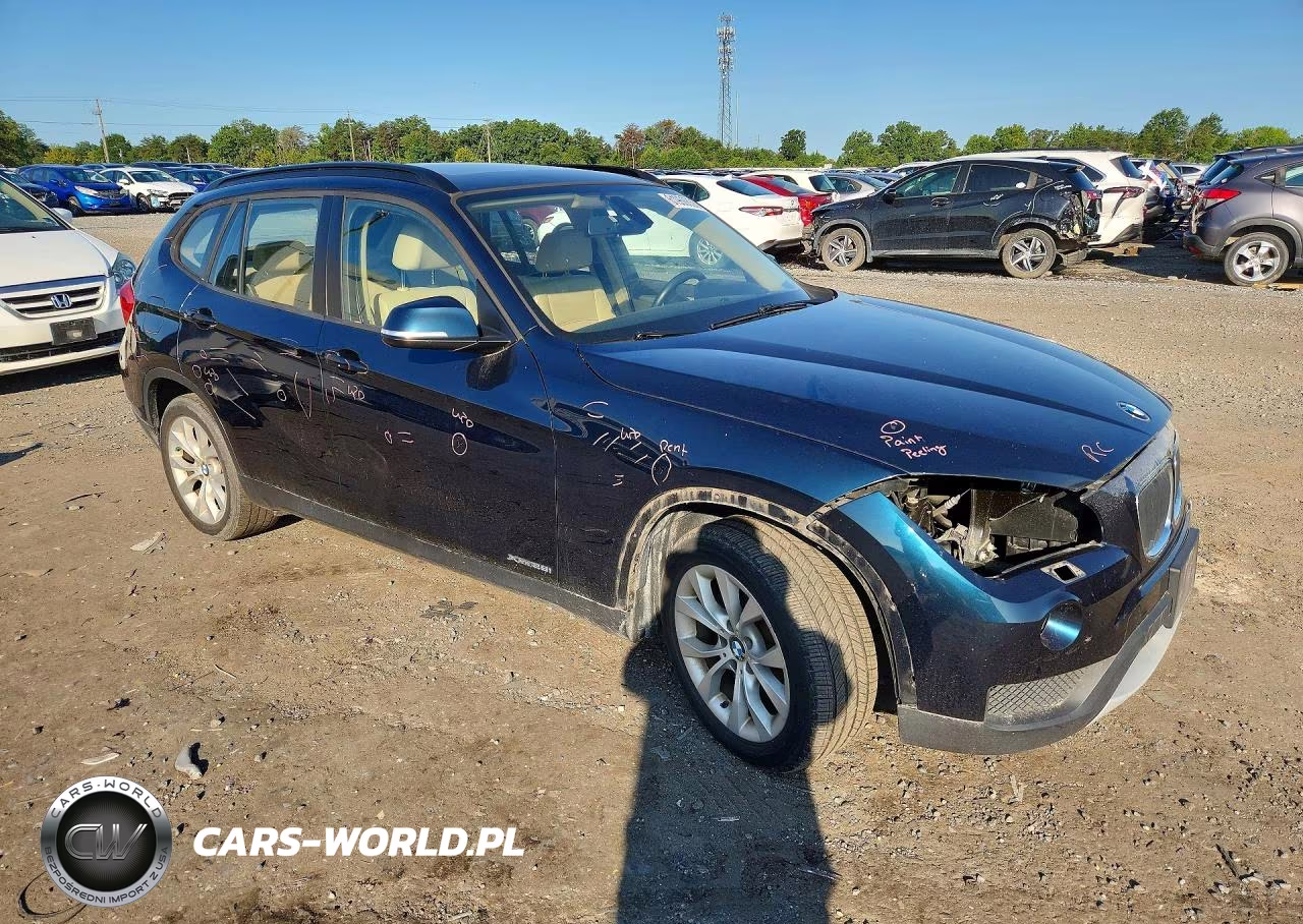 2014 BMW X1 xDrive28I VIN:WBAVL1C58EVY17170 - 4