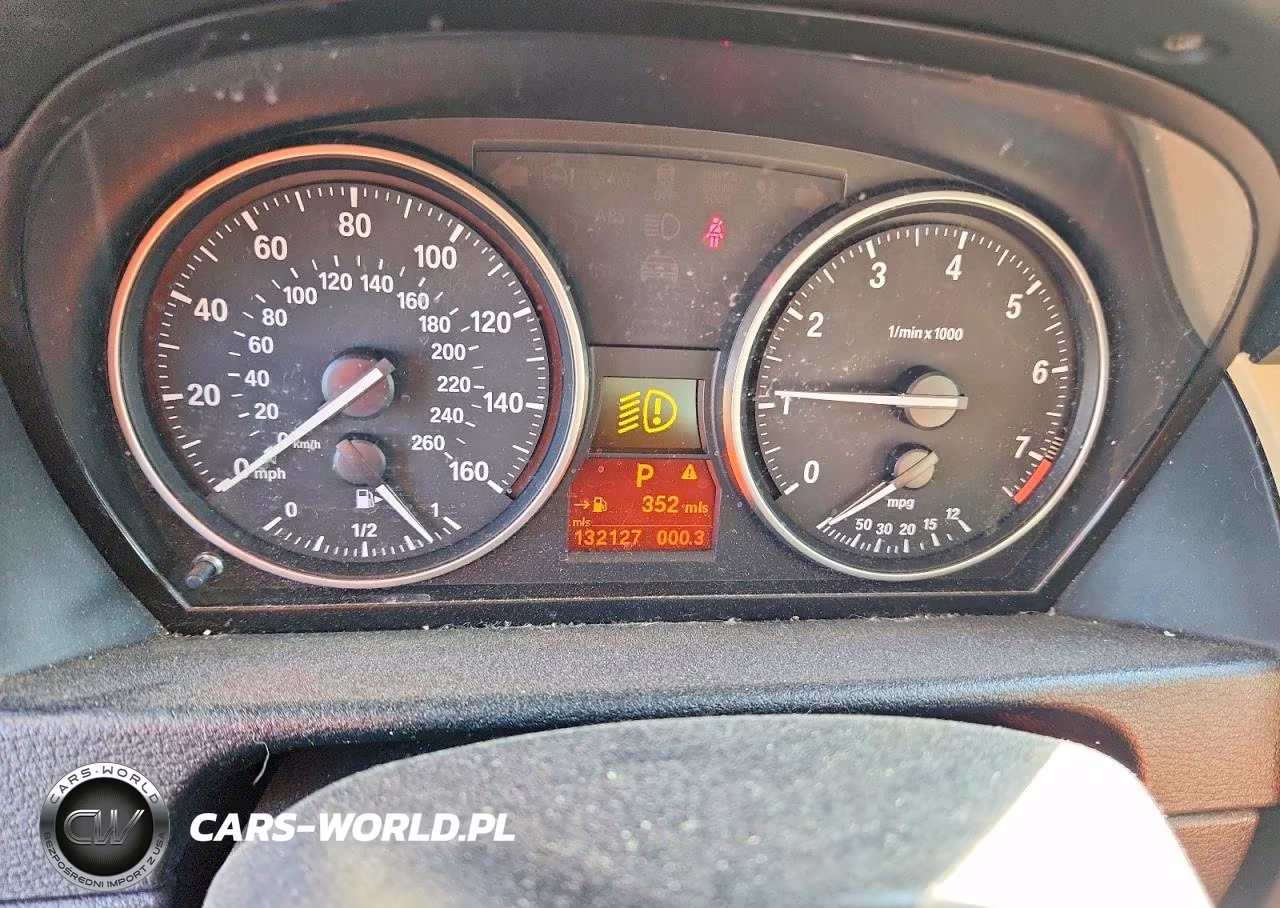 2014 BMW X1 xDrive28I VIN:WBAVL1C58EVY17170 - 9