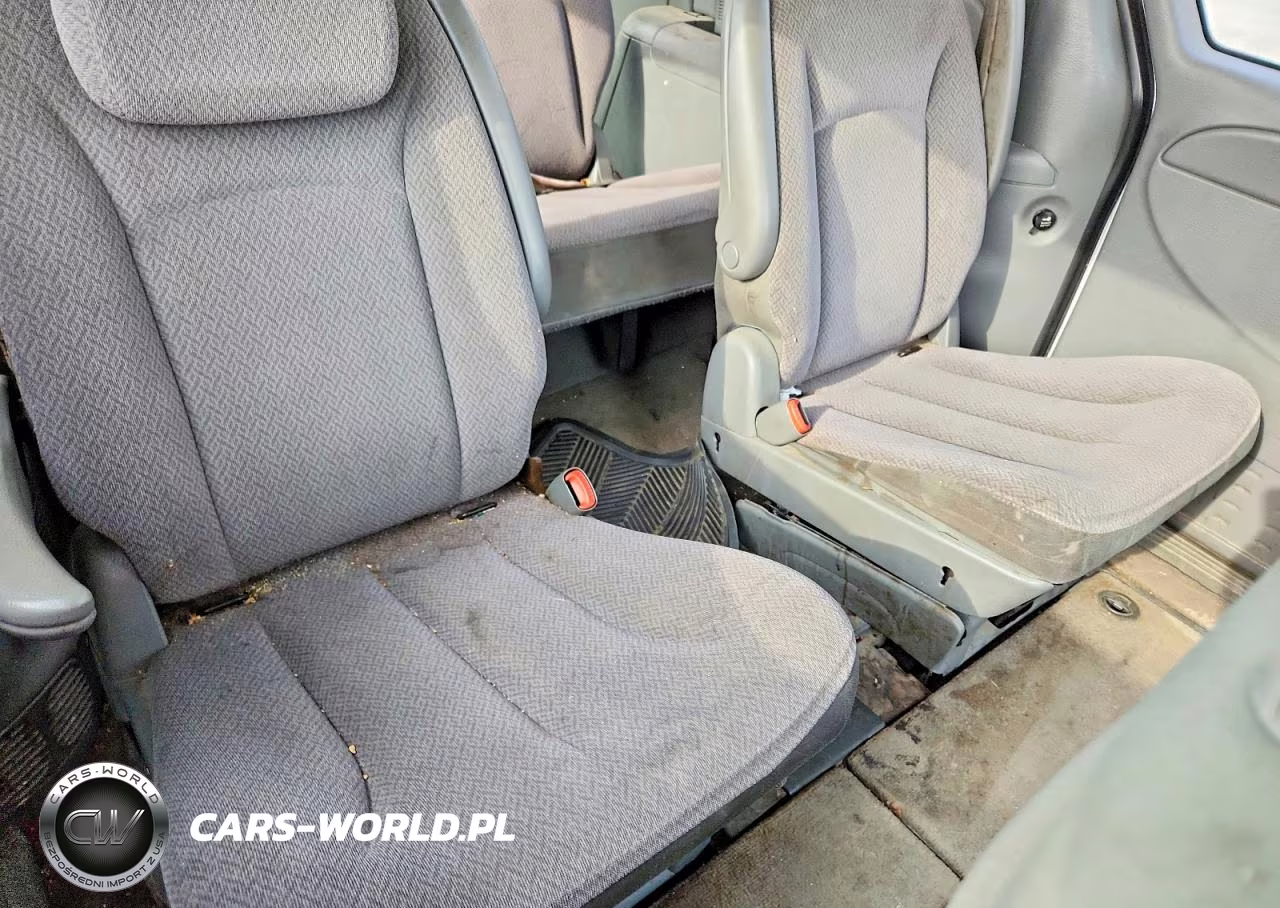 2007 Dodge Grand Caravan Sxt VIN:2D4GP44L37R117306 - 11
