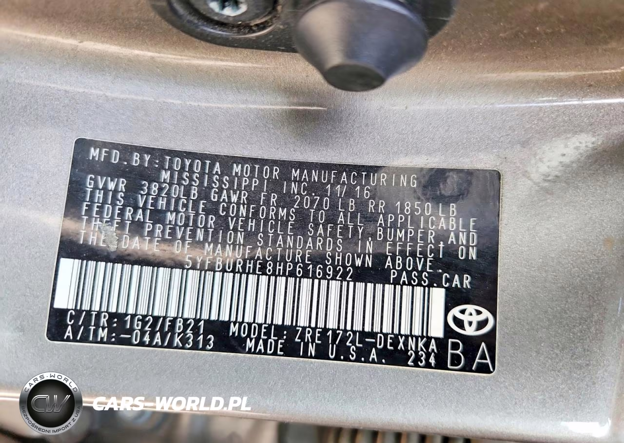 2017 Toyota Corolla Le VIN:5YFBURHE8HP616922 - 13