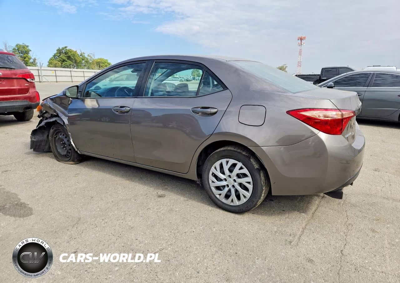2017 Toyota Corolla Le VIN:5YFBURHE8HP616922 - 2