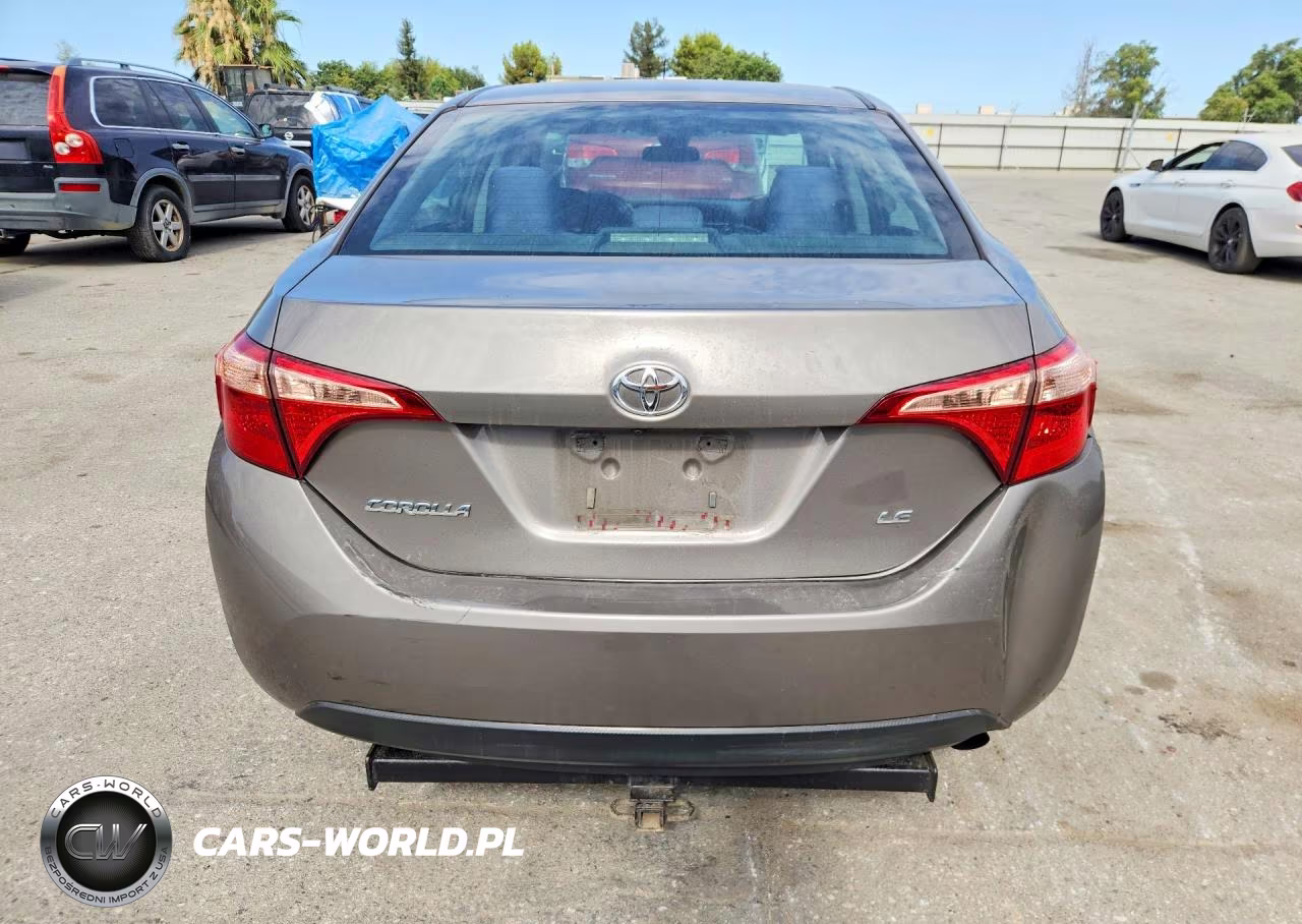 2017 Toyota Corolla Le VIN:5YFBURHE8HP616922 - 6
