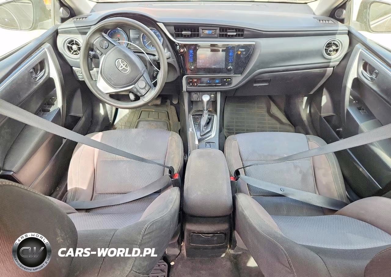 2017 Toyota Corolla Le VIN:5YFBURHE8HP616922 - 8