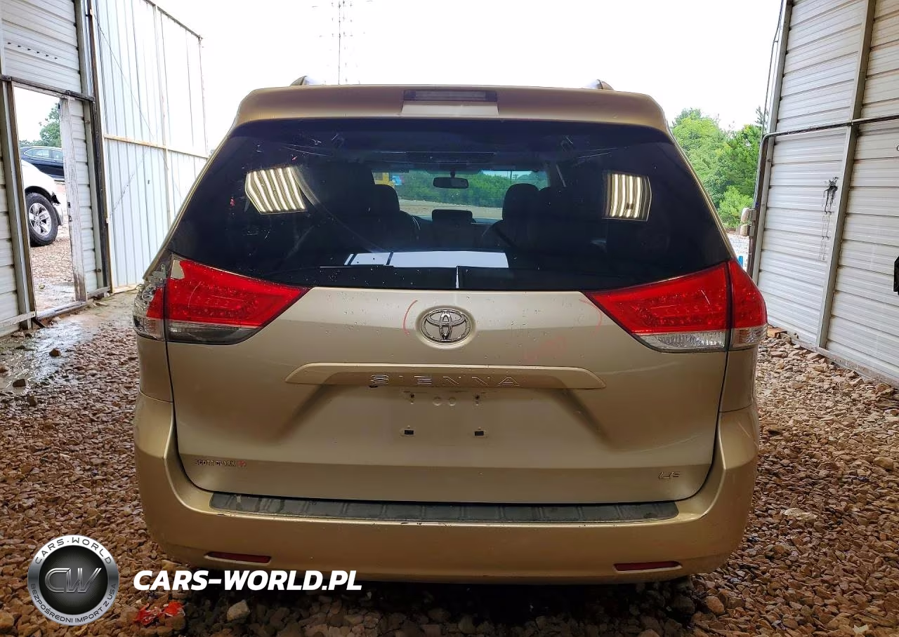 2013 Toyota Sienna Le VIN:5TDKK3DC9DS362789 - 6