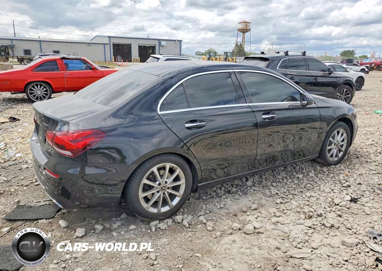 2019 Mercedes-Benz A 220 4Matic VIN:WDD3G4FB0KW002202 - 3
