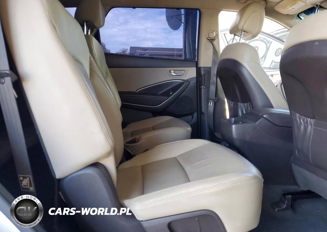 2017 Hyundai Santa Fe Limited VIN:KM8SN4HF9HU174787 - 11