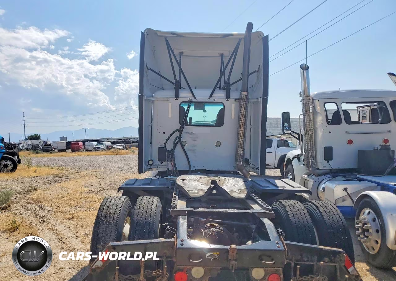 2016 Peterbilt 579 Semi Truck VIN:1XPBD49X2GD360621 - 6