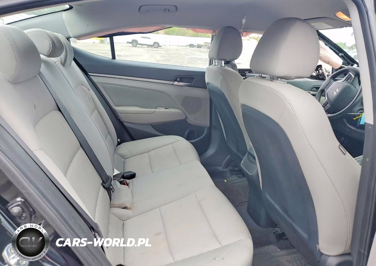 2018 Hyundai Elantra Sel VIN:5NPD84LF8JH230424 - 10