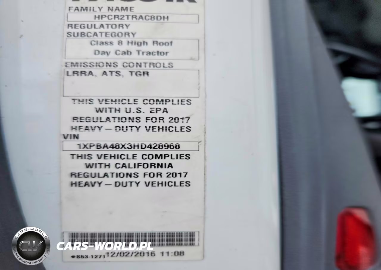2017 Peterbilt 579 Semi Truck VIN:1XPBA48X3HD428968 - 11