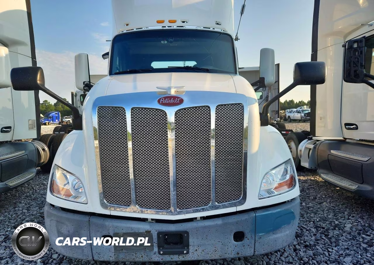 2017 Peterbilt 579 Semi Truck VIN:1XPBA48X3HD428968 - 5