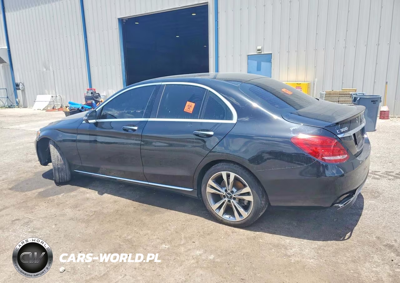 2016 Mercedes-Benz C 300 VIN:55SWF4JB3GU150307 - 2
