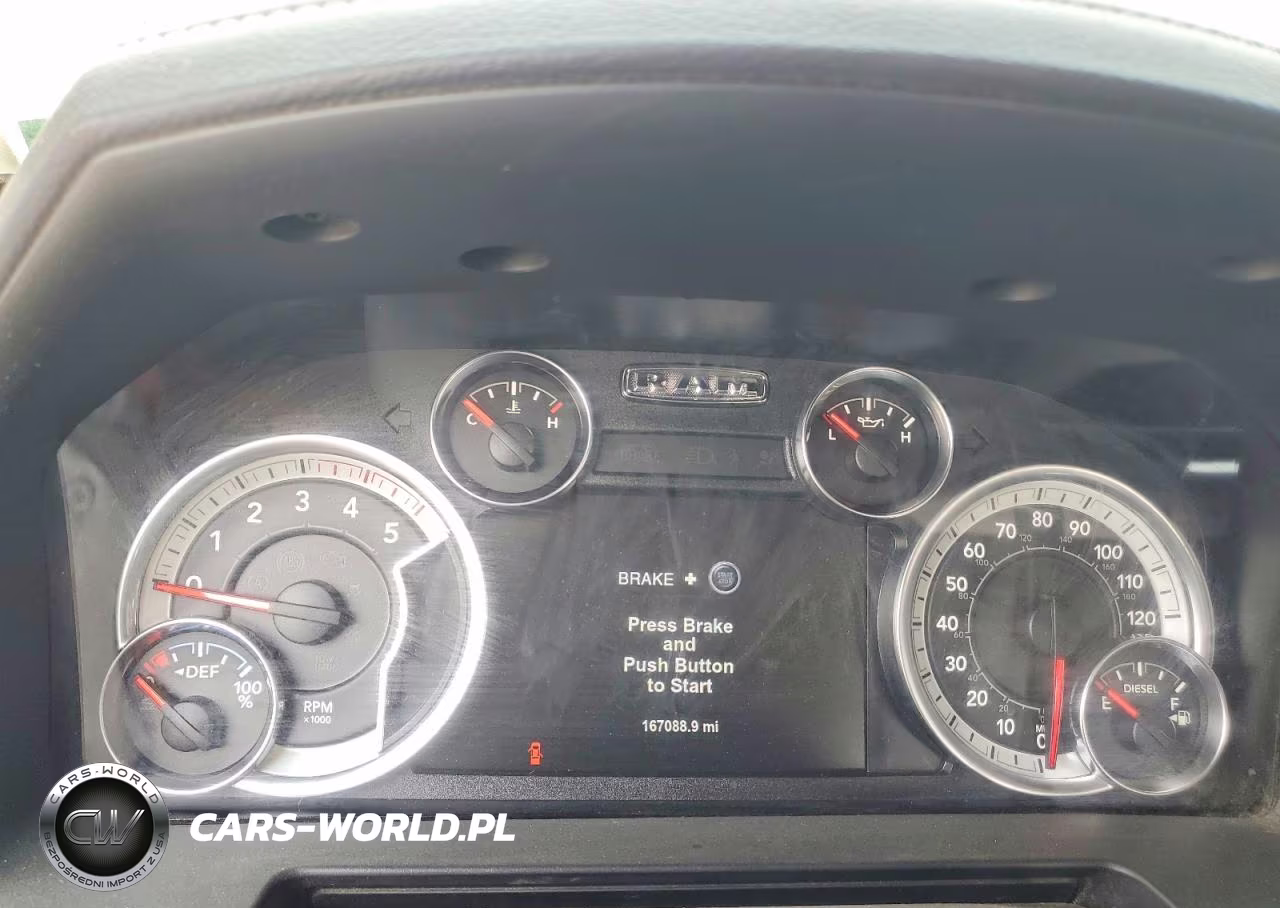 2018 Ram 3500 Laramie VIN:3C63R3JL8JG111963 - 9