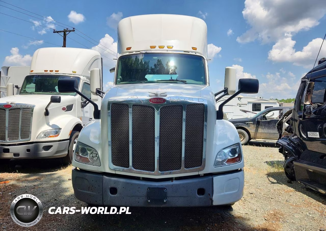 2017 Peterbilt 579 Semi Truck VIN:1XPBA48X2HD428508 - 5
