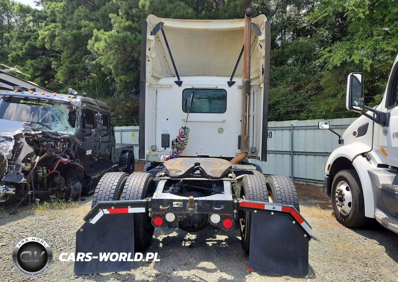2017 Peterbilt 579 Semi Truck VIN:1XPBA48X2HD428508 - 6