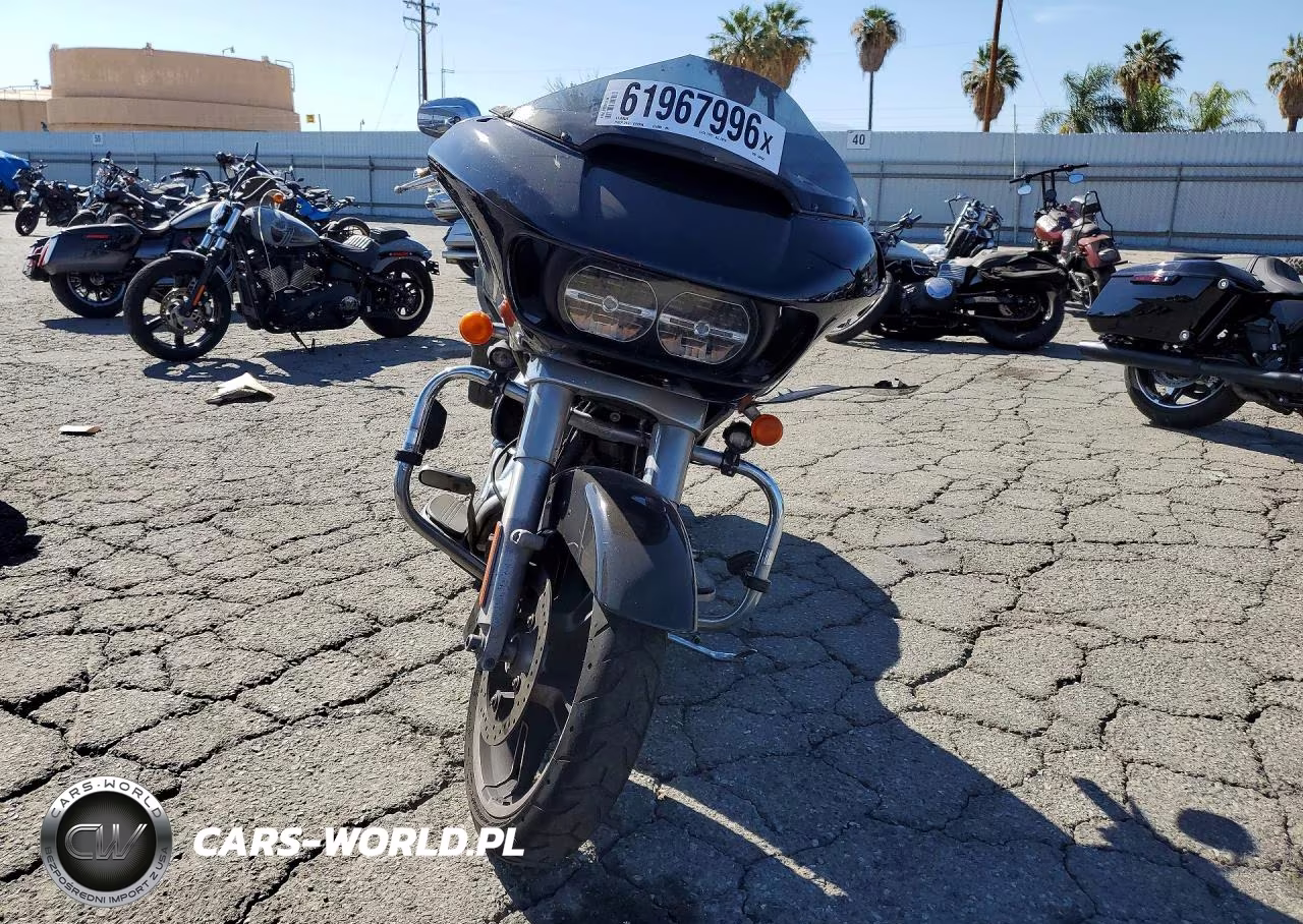 2016 Harley-Davidson Fltrx Road Glide VIN:1HD1KHM3XGB680827 - 2
