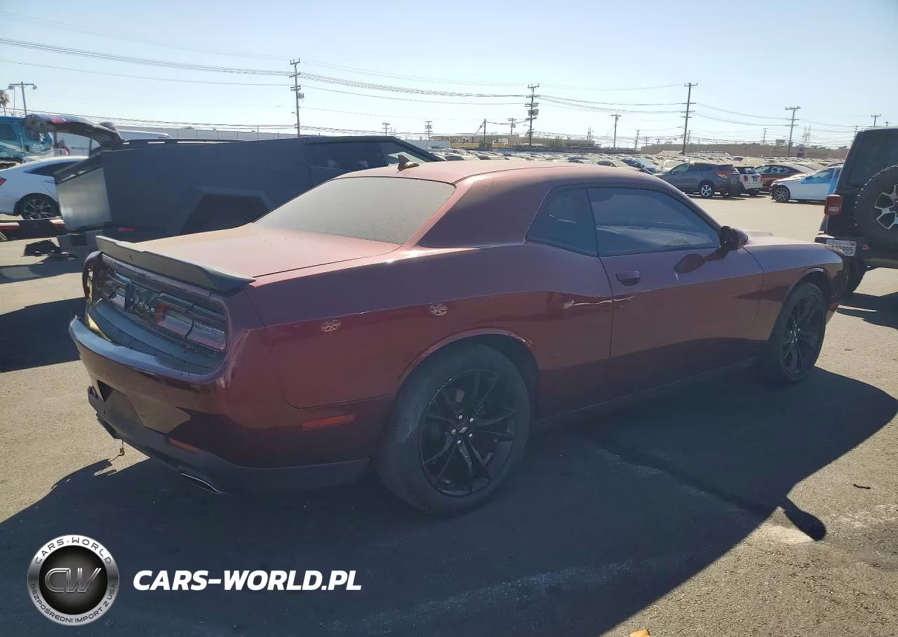2018 Dodge Challenger Sxt VIN:2C3CDZAG6JH280588 - 3