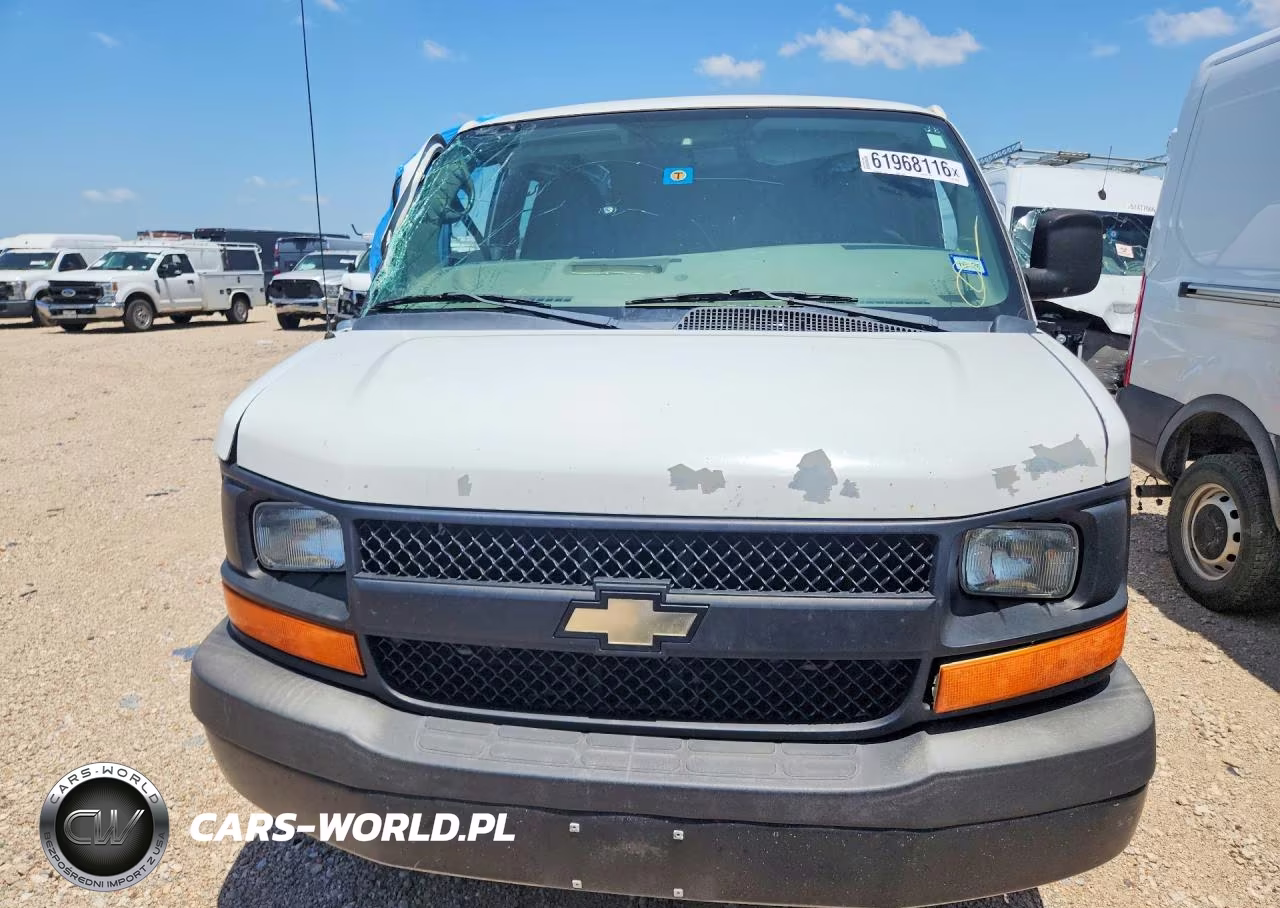 2012 Chevrolet Express G2500 VIN:1GCWGFCA7C1156418 - 5