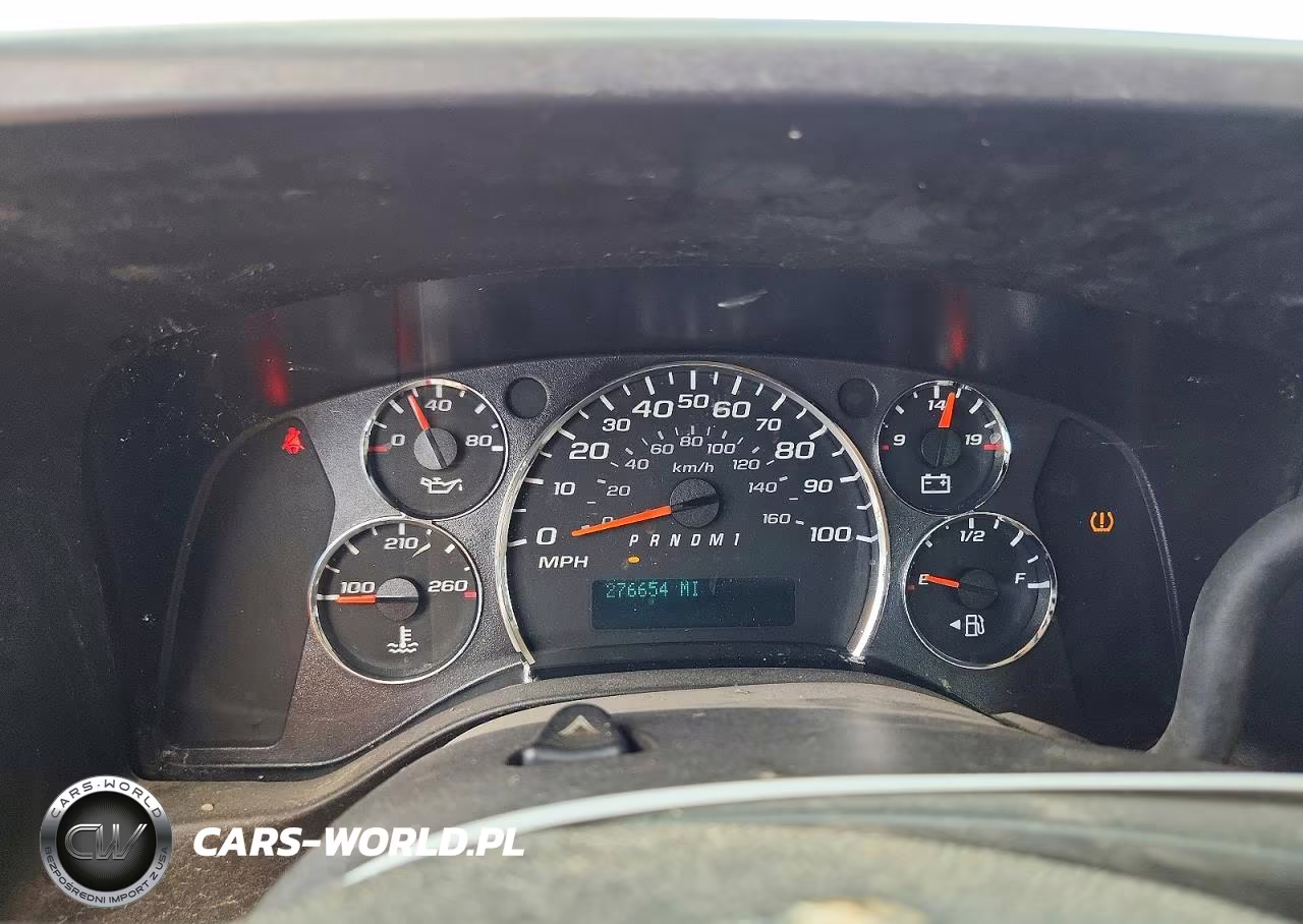 2012 Chevrolet Express G2500 VIN:1GCWGFCA7C1156418 - 9