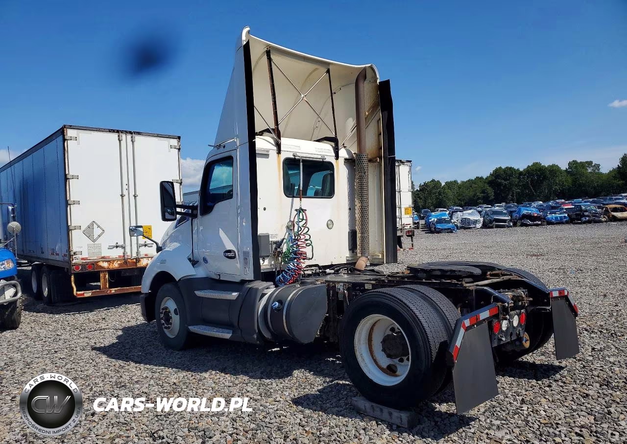 2016 Kenworth T680 Semi Truck VIN:1XKYA48X3GJ496378 - 2