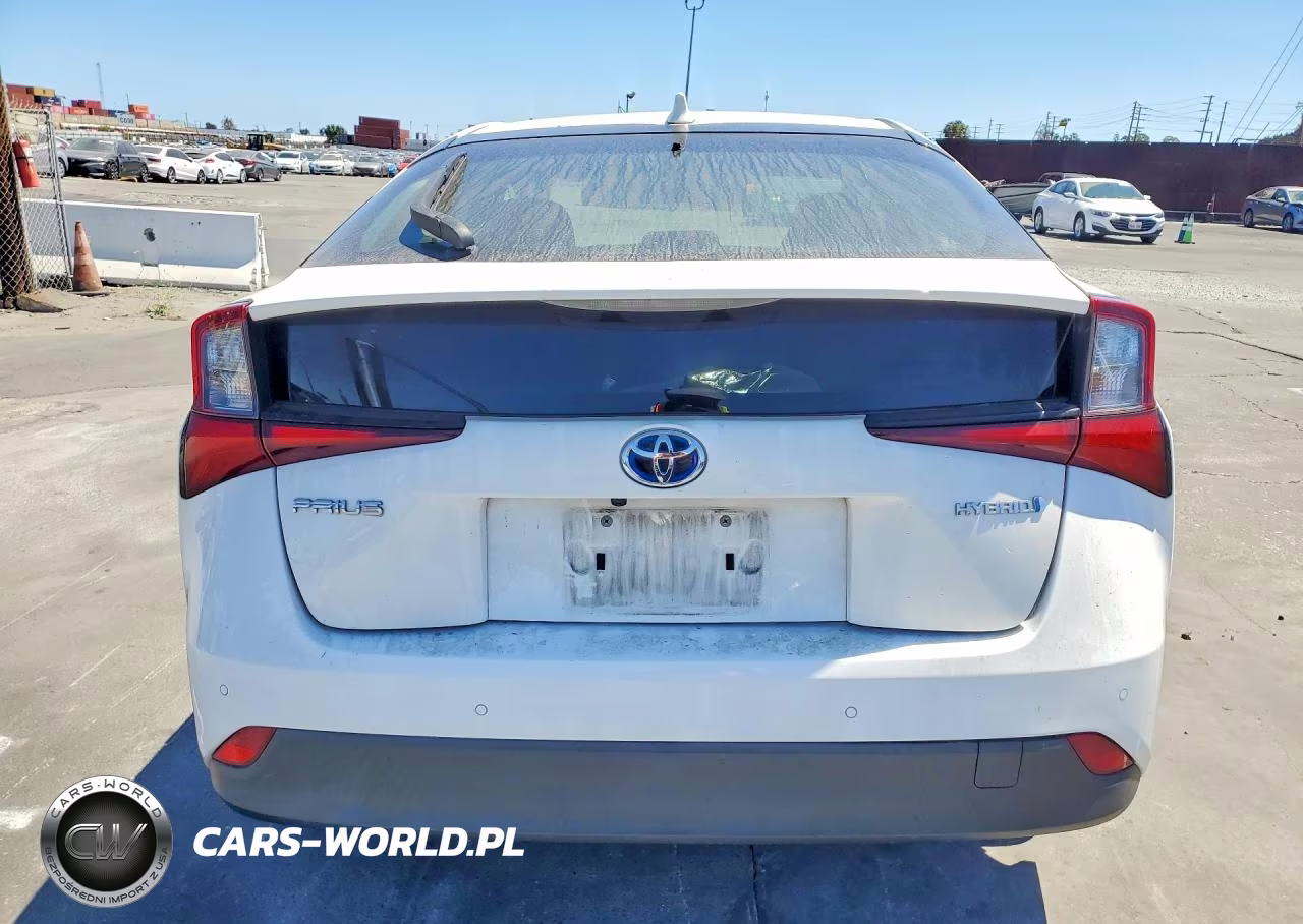 2021 Toyota Prius Le VIN:JTDKAMFU4M3152245 - 6
