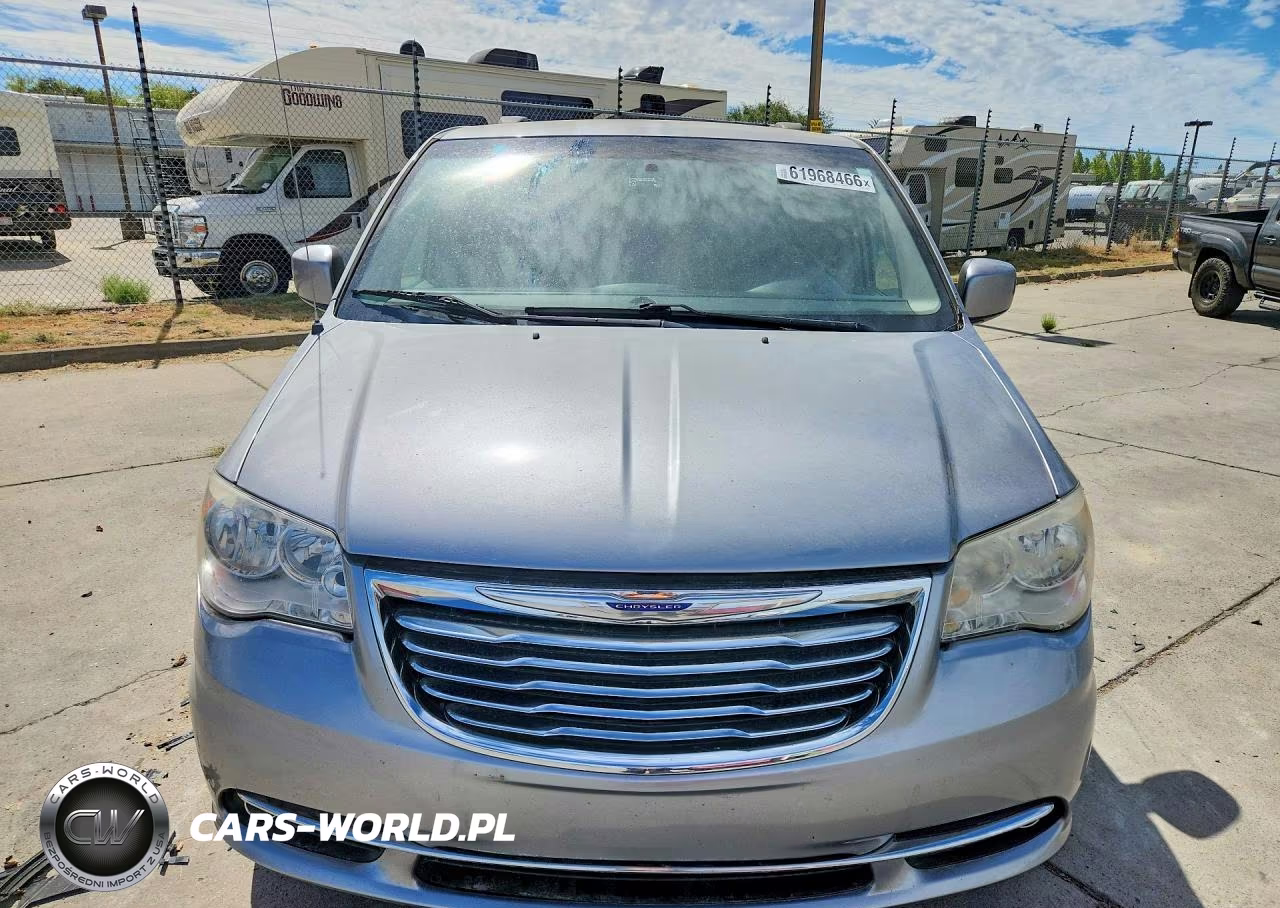 2014 Chrysler Town & Country Touring VIN:2C4RC1BG7ER126058 - 5