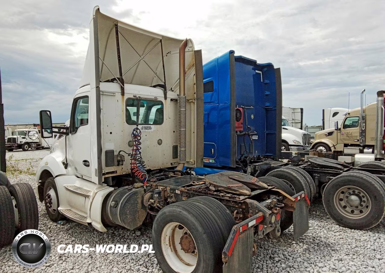 2015 Kenworth T680 Semi Truck VIN:1XKYA48X1FJ403484 - 2