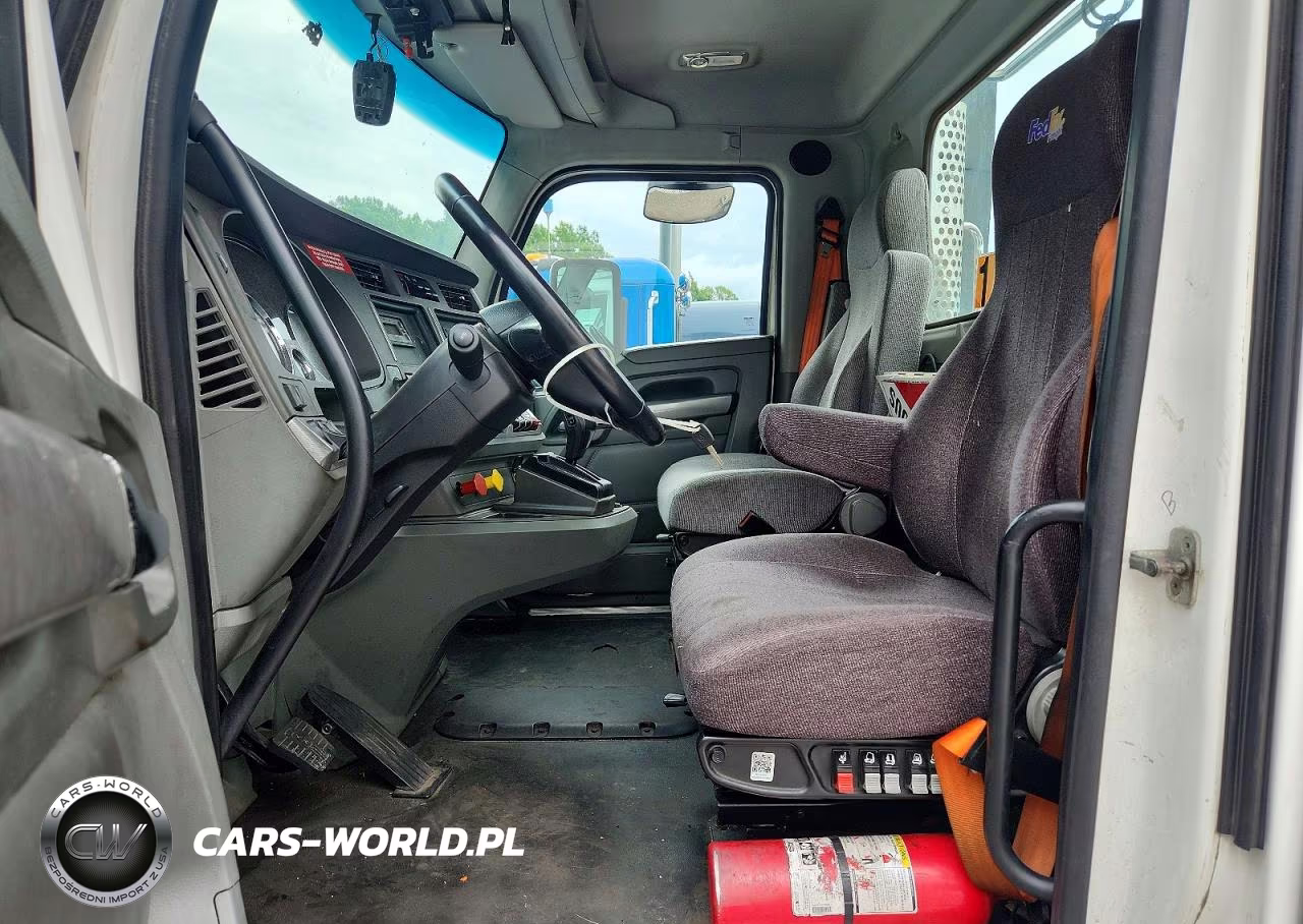 2018 Kenworth T680 Semi Truck VIN:1XKYA48X0JJ204290 - 7