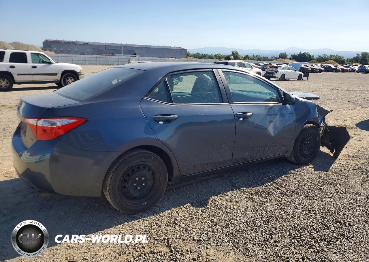 2014 Toyota Corolla Le VIN:5YFBURHE3EP087715 - 3