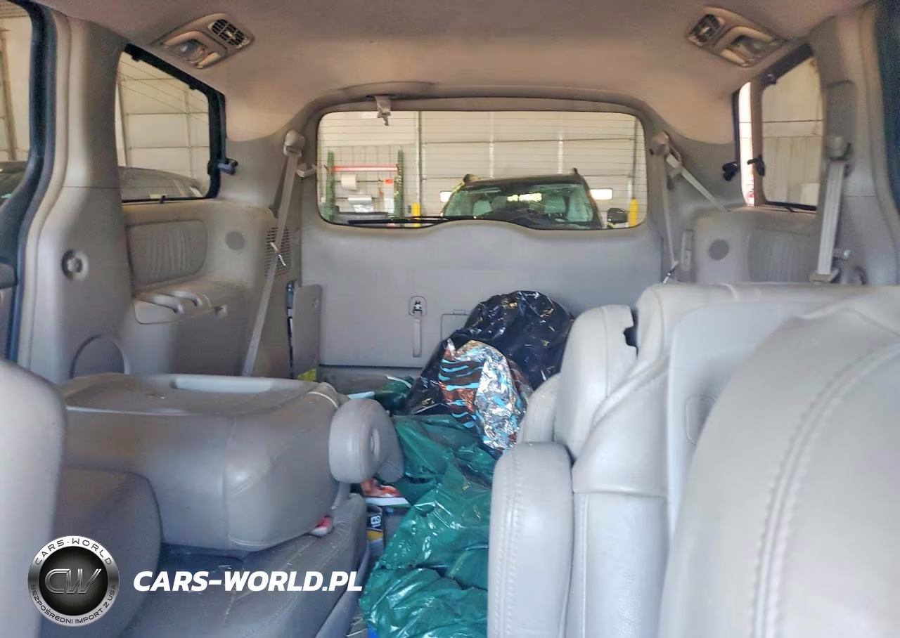 2010 Toyota Sienna Xle VIN:5TDYK4CC4AS332497 - 10