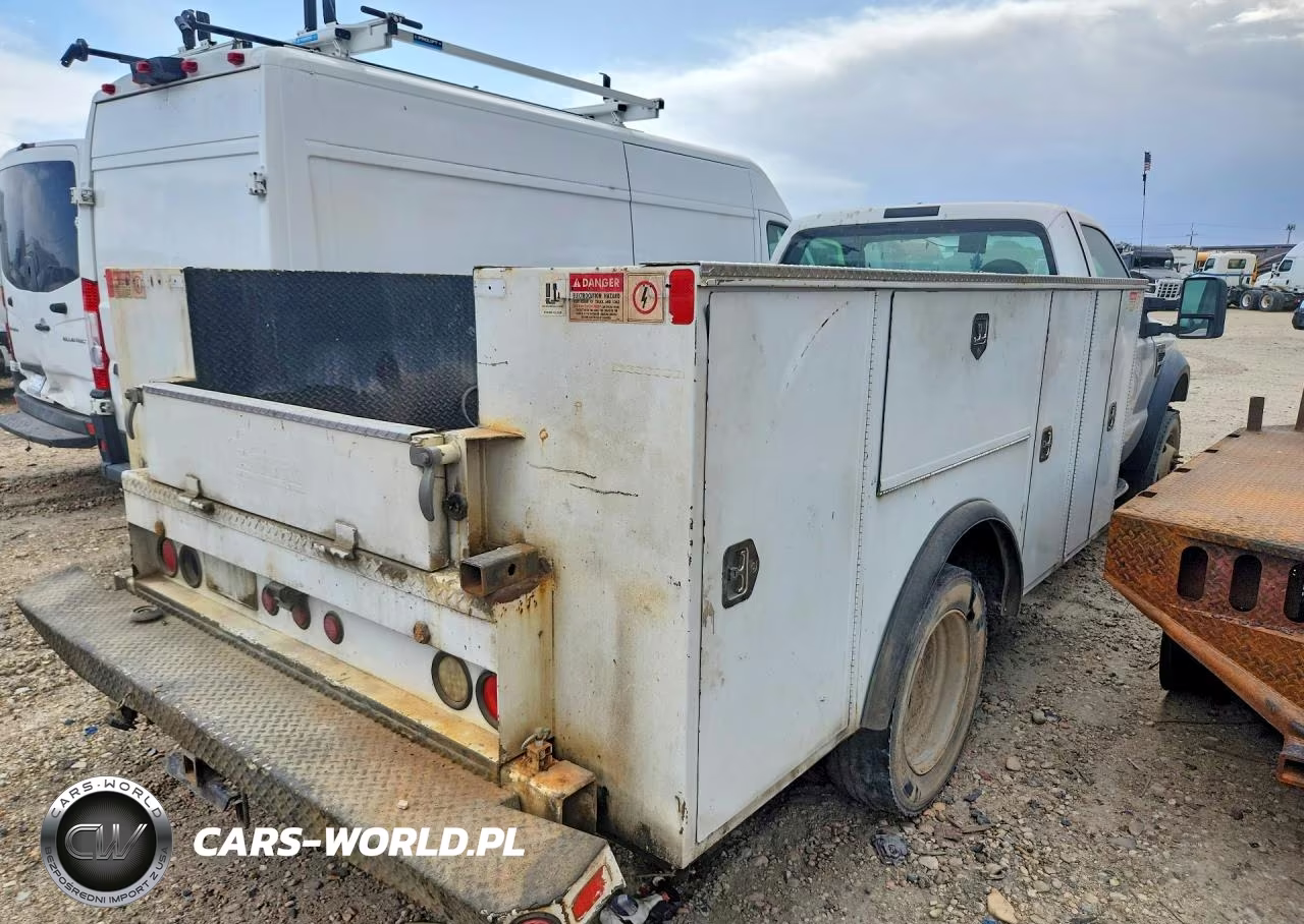2008 Ford F450 Super Duty VIN:1FDXF46YX8EA50318 - 3