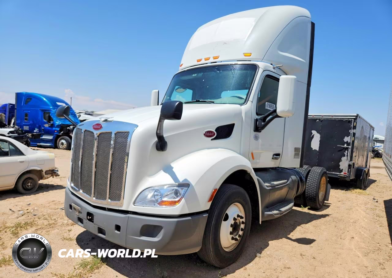 2019 Peterbilt 579 Semi Truck