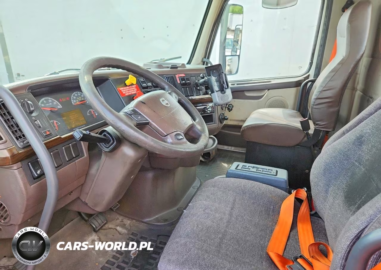 2016 Volvo Vn Vnl VIN:4V4N39TG5GN965643 - 8