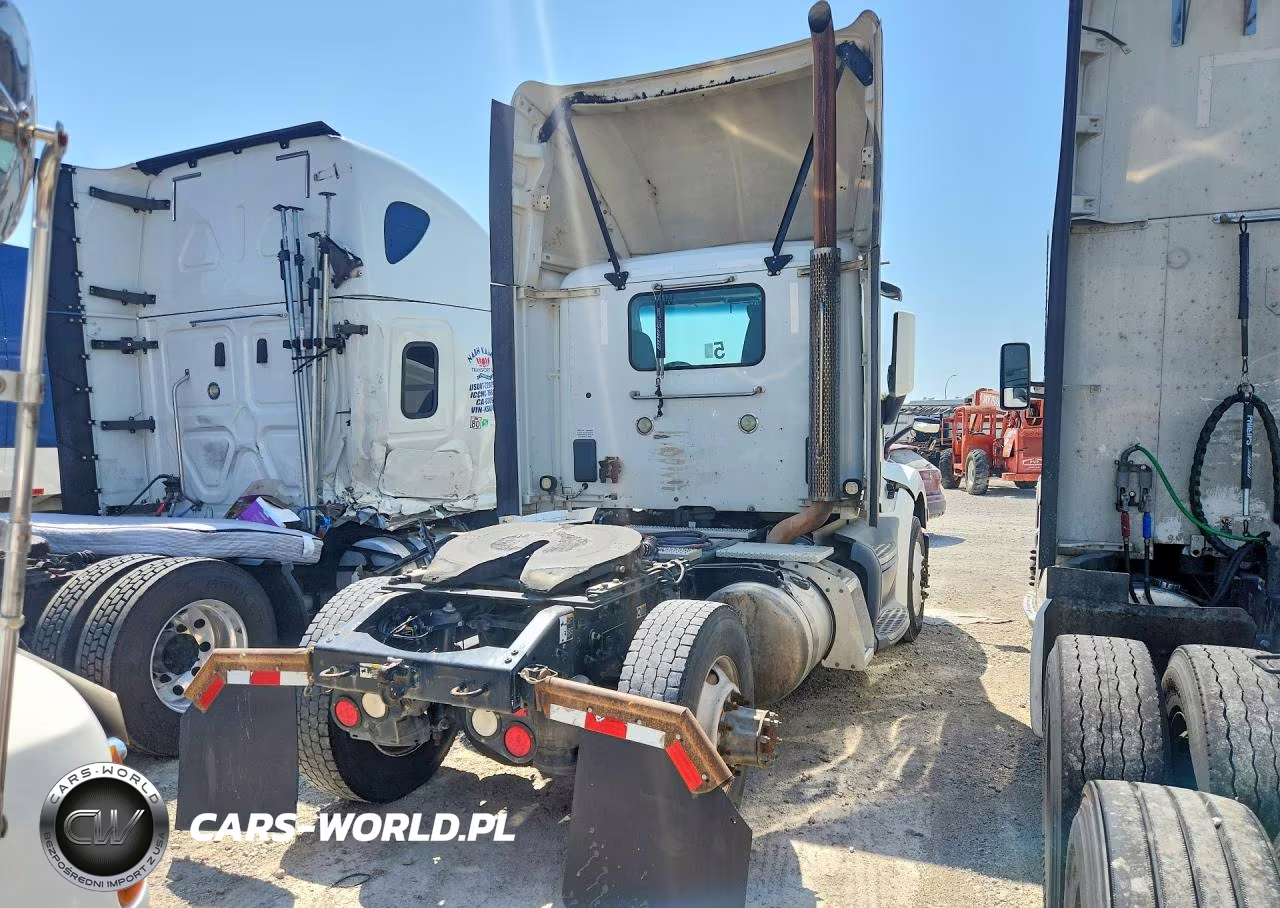 2017 Peterbilt 579 Semi Truck VIN:1XPBA48X7HD428987 - 3