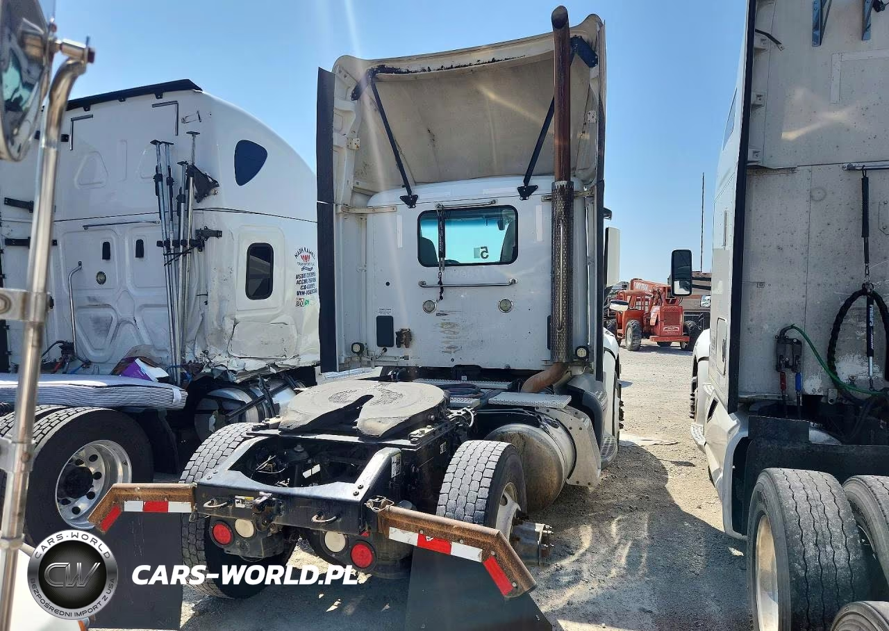2017 Peterbilt 579 Semi Truck VIN:1XPBA48X7HD428987 - 6