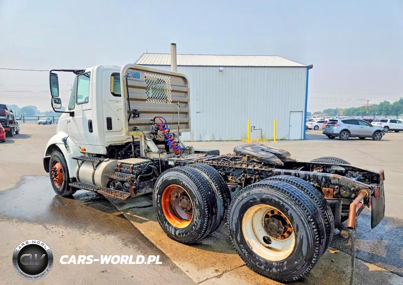 2007 International 8600 Semi Truck VIN:1HSHXAHR17J551749 - 2