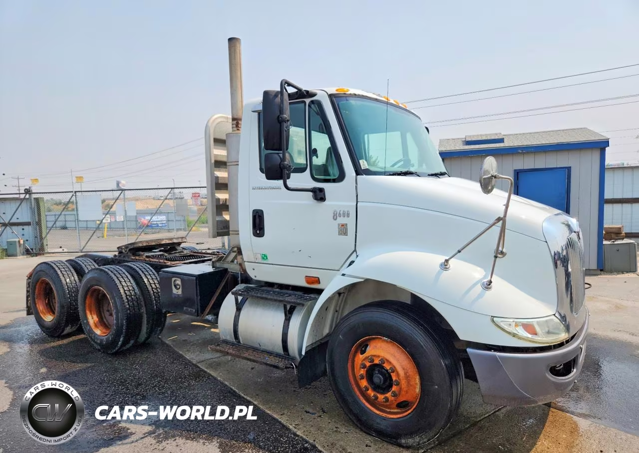 2007 International 8600 Semi Truck VIN:1HSHXAHR17J551749 - 4