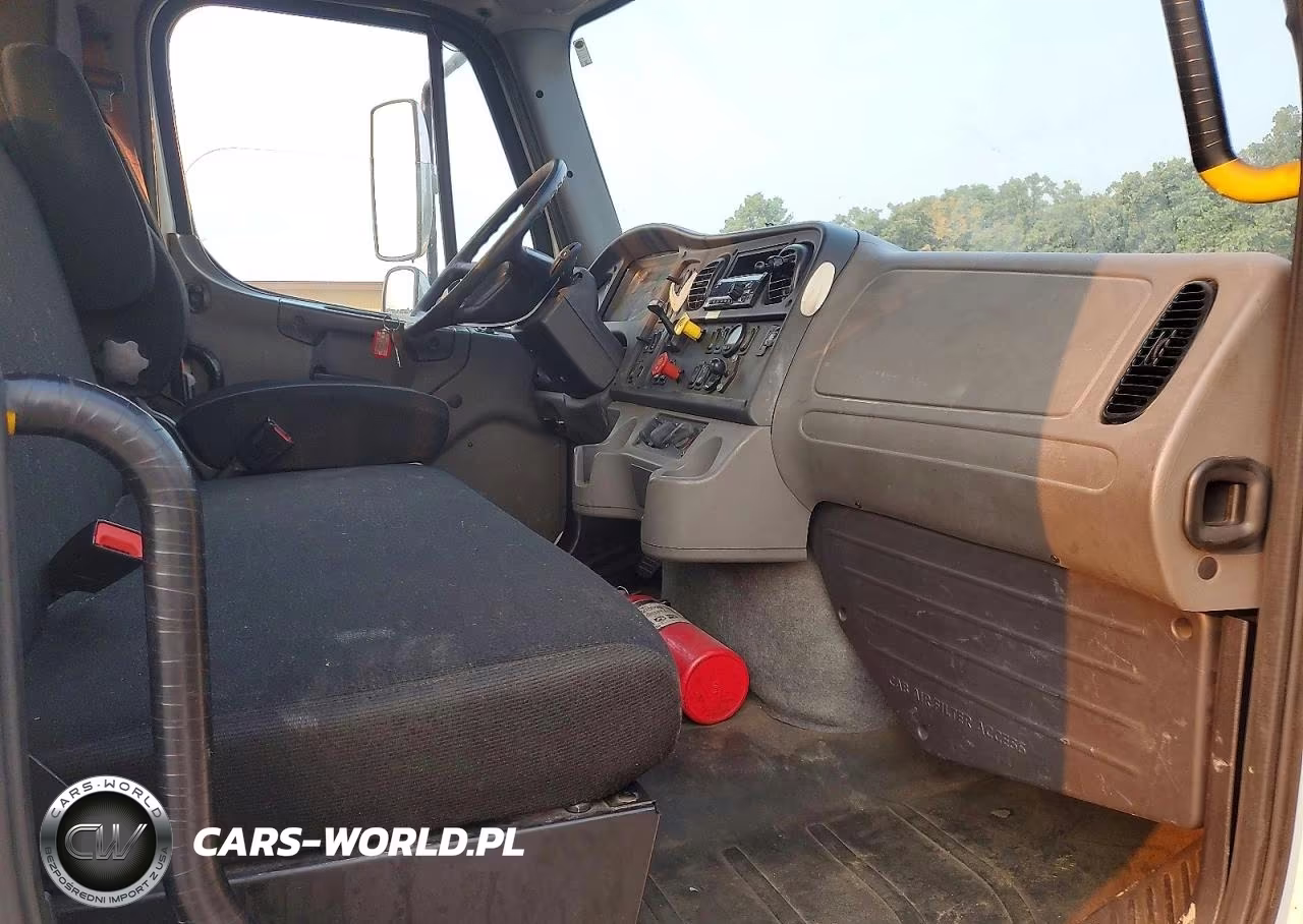 2019 Freightliner M2 112 Medium Duty VIN:1FUJC5DV0KHKN7882 - 8