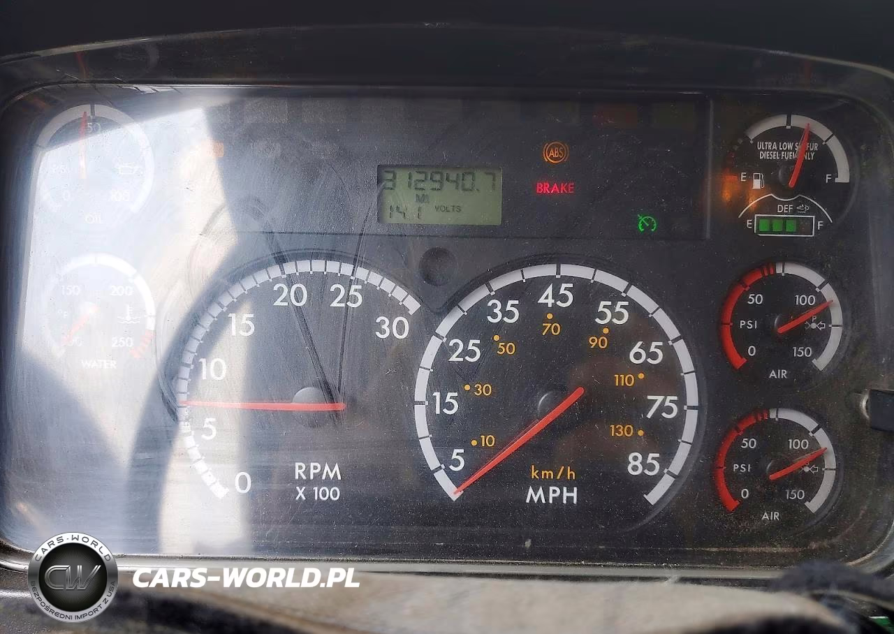 2012 Freightliner 108Sd Crane Truck VIN:1FVHG5BS8CHBW1784 - 9