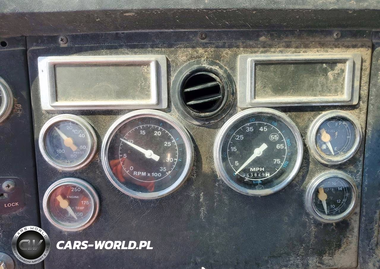 1990 Ford Lnt9000 Crane Truck VIN:1FDZW90W4LVA44858 - 8