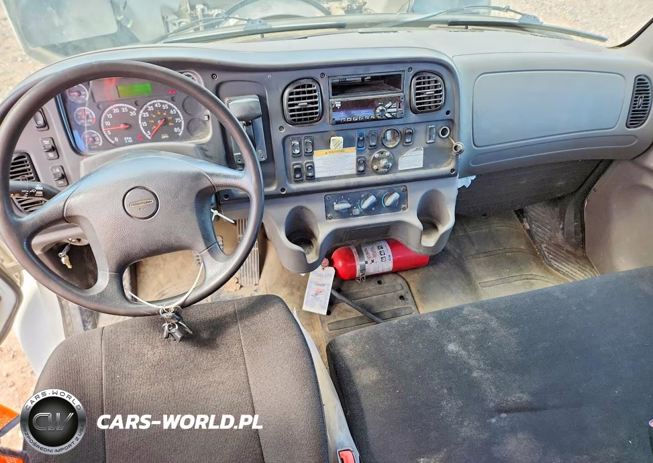 2018 Freightliner M2 106 Medium Duty VIN:1FVACWFD9JHJM2363 - 8
