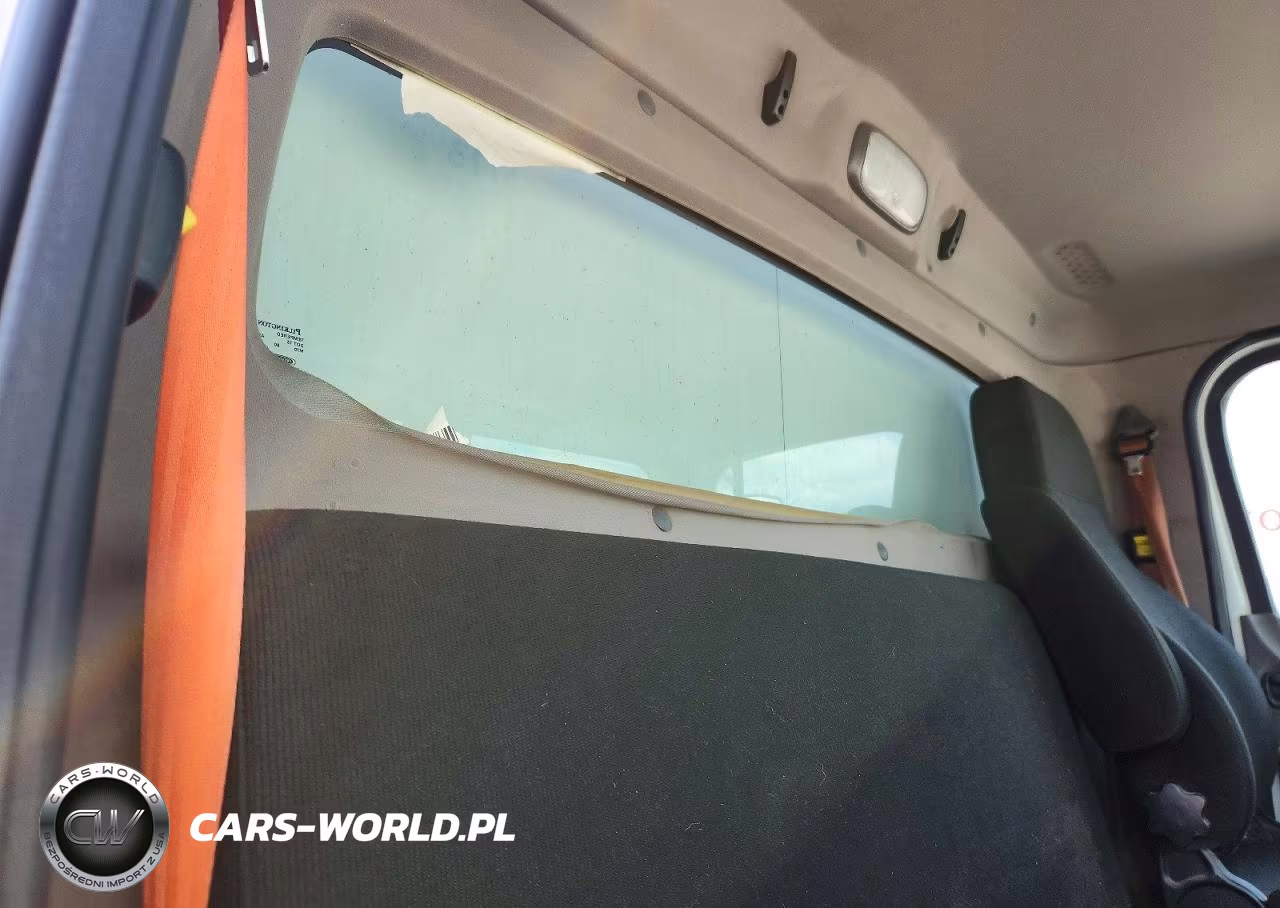 2019 Freightliner Business Class M2 Box Truck VIN:1FVACXFCXKHKG4773 - 11